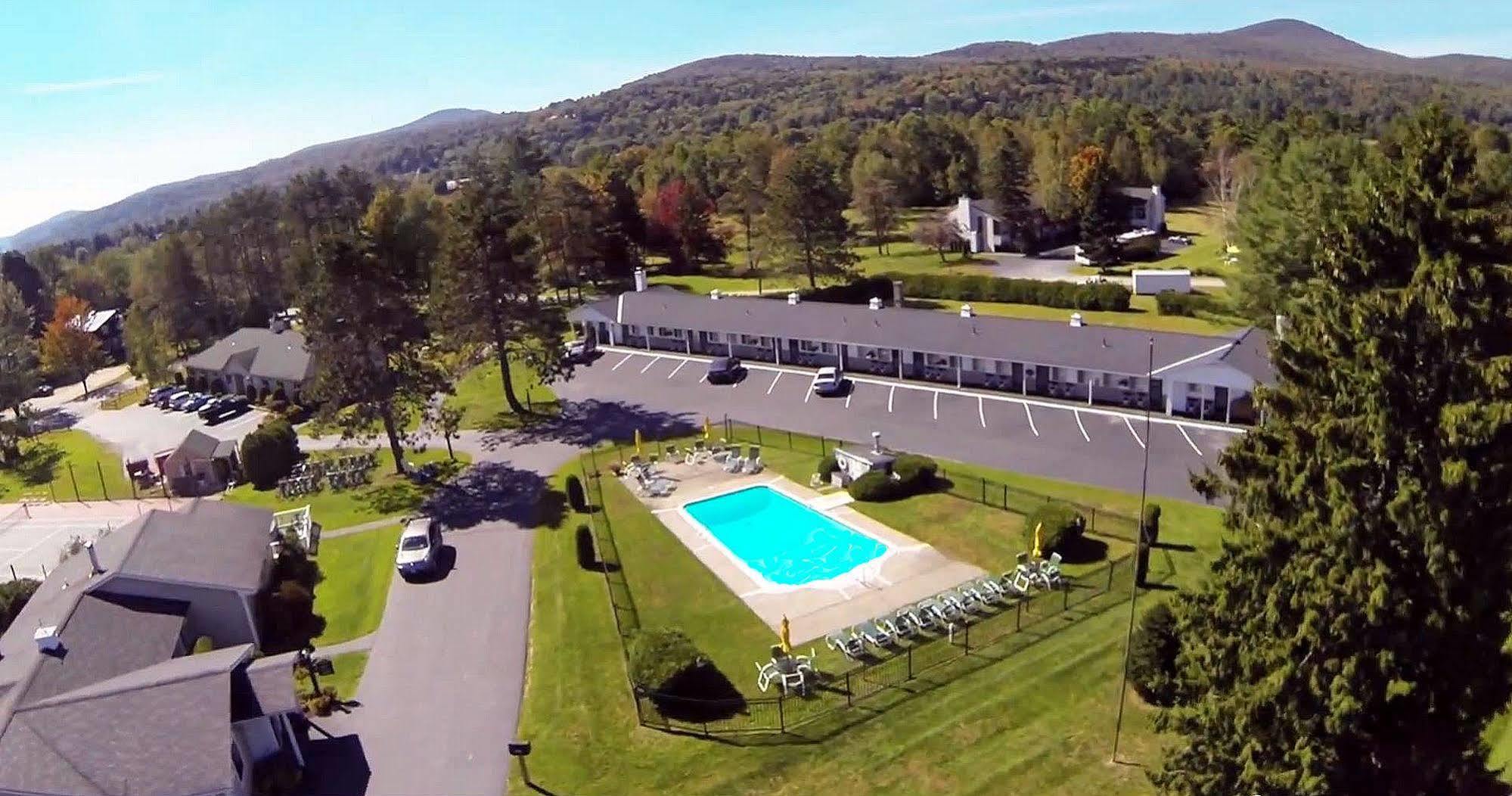 Stowe Motel & Snowdrift Екстериор снимка